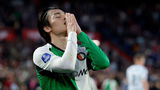 Feyenoord-Aston Villa: Van Persie wijzigt koers