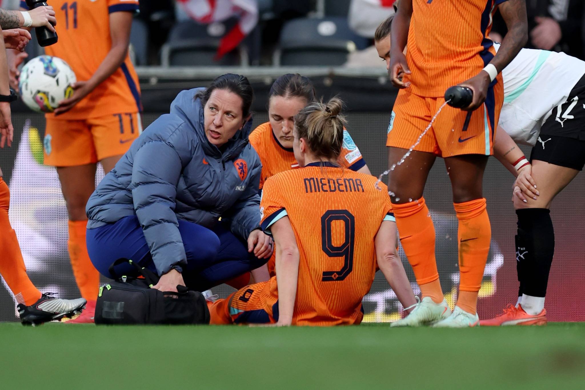 Kijk Vivianne Miedema: Wie is zij en waar speelt ze?