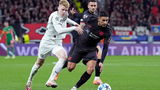 PSV-supporters vallen massaal over Schouten: 'klootviool'