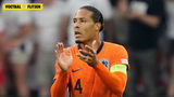 Oranje-fans niet blij met wegzakken spel Nederland