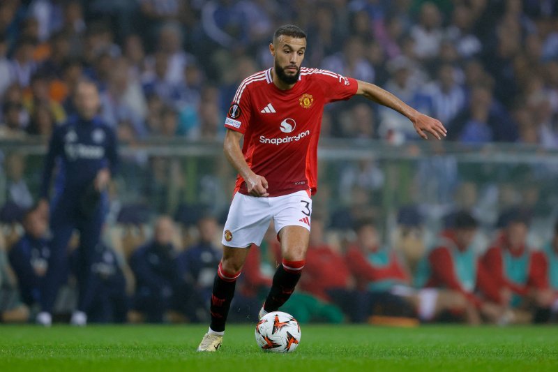 Oud-Ajacied Noussair Mazraoui gaat ook naar de finale