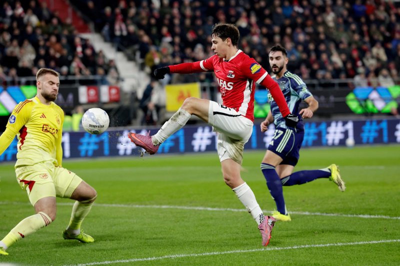 Ajax lijdt grootste beker-nederlaag in haar clubgeschiedenis tegen AZ