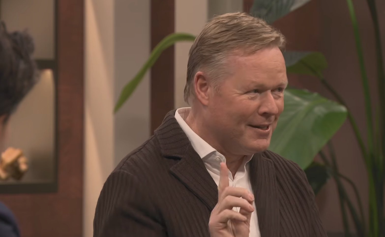 Ronald Koeman ziet bij AZ-talent Kees Smit kwaliteiten die hem doen denken aan Barcelona-middenvelder Pedri.