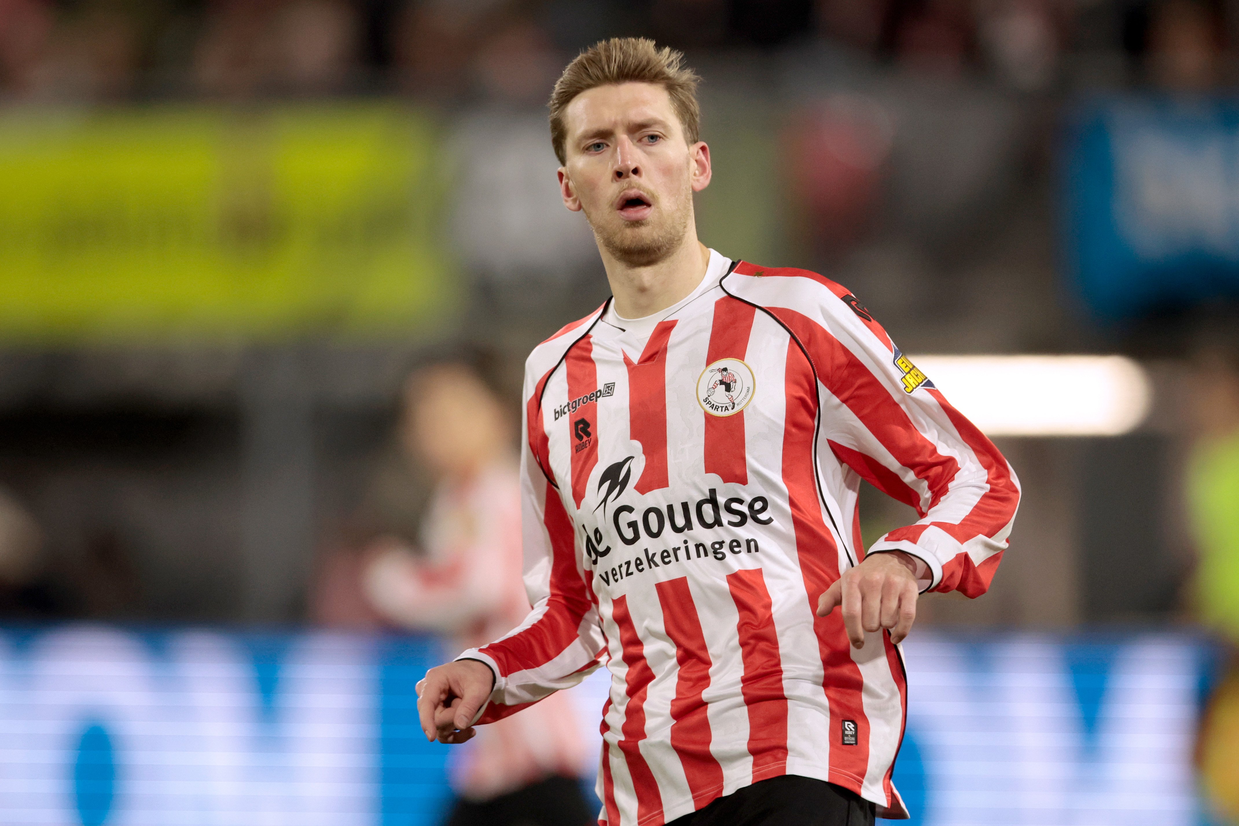 Tobias Lauritsen in het shirt van Sparta. Feyenoord houdt de Noorse spits in de gaten als mogelijke winterversterking.